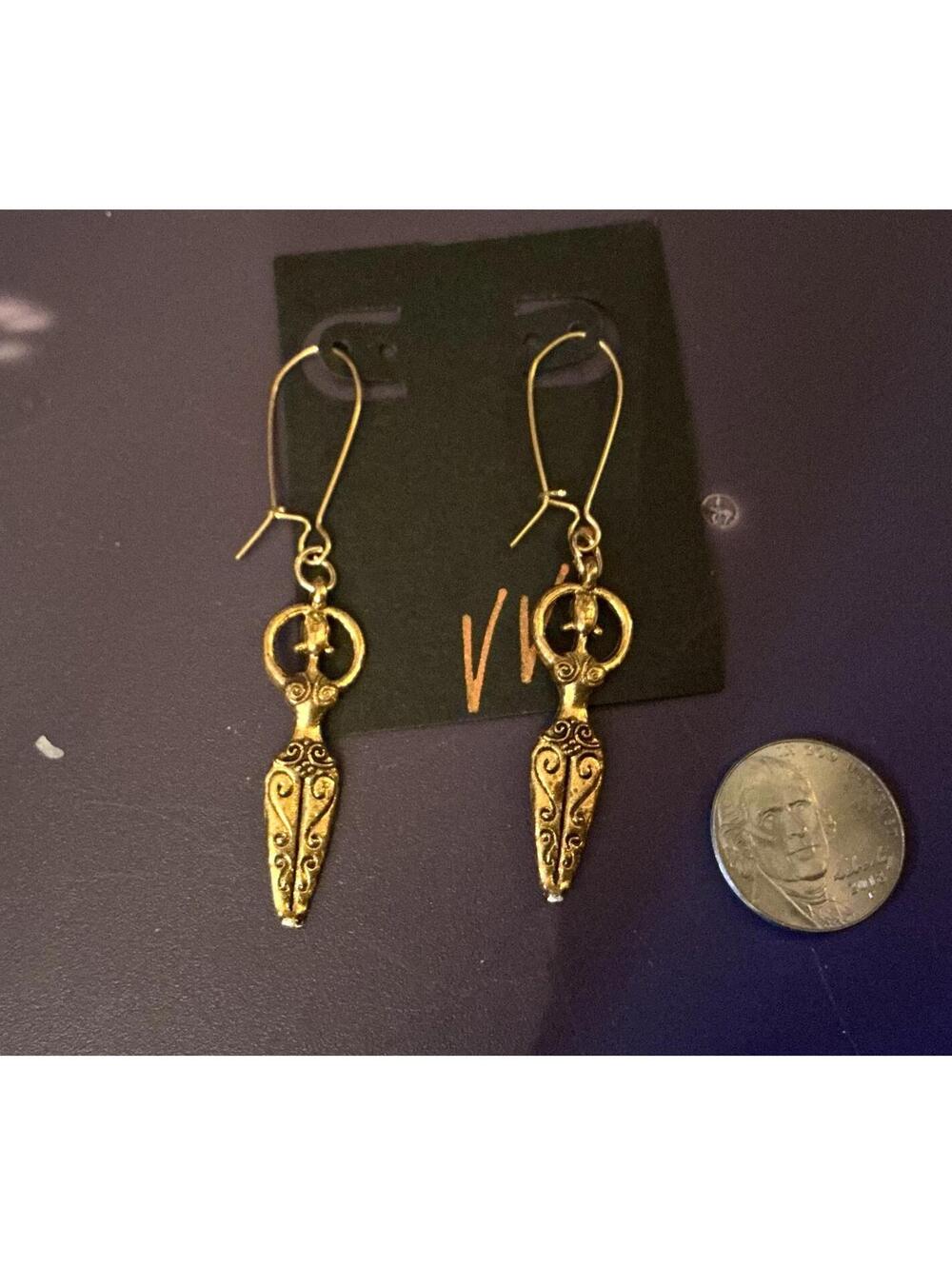 Kilt Goddess Earrings